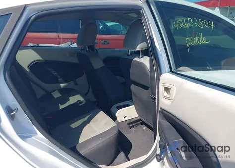 2013 Ford Fiesta S z USA, uszkodzony, nr VIN 3FADP4AJ7DM184180